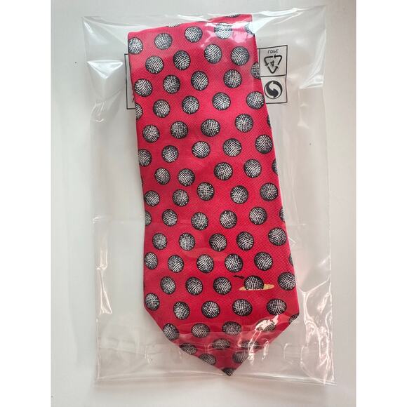 Barry Wells Red Necktie Golf Theme 'Hole in Won' Made in Italy 100% Silk Vintage - Picture 8 of 8